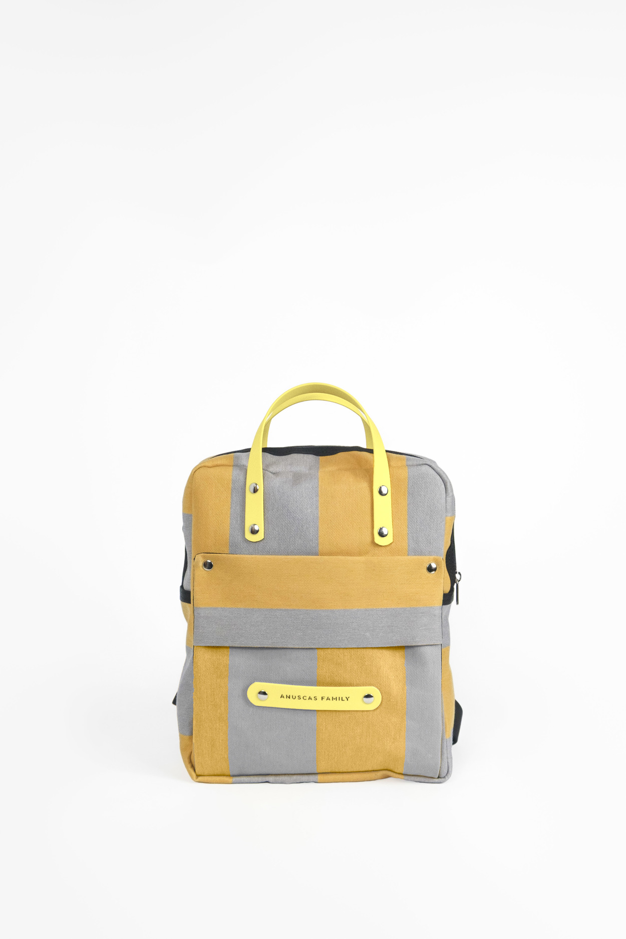 Tienda especializada en las mejores marcas de Ropa Ética, Sostenible y de algodón orgánico en Granada y Jaén. SKFK, Skunkfunk, PAN Producto Básico MOCHILA CITY LITTLE