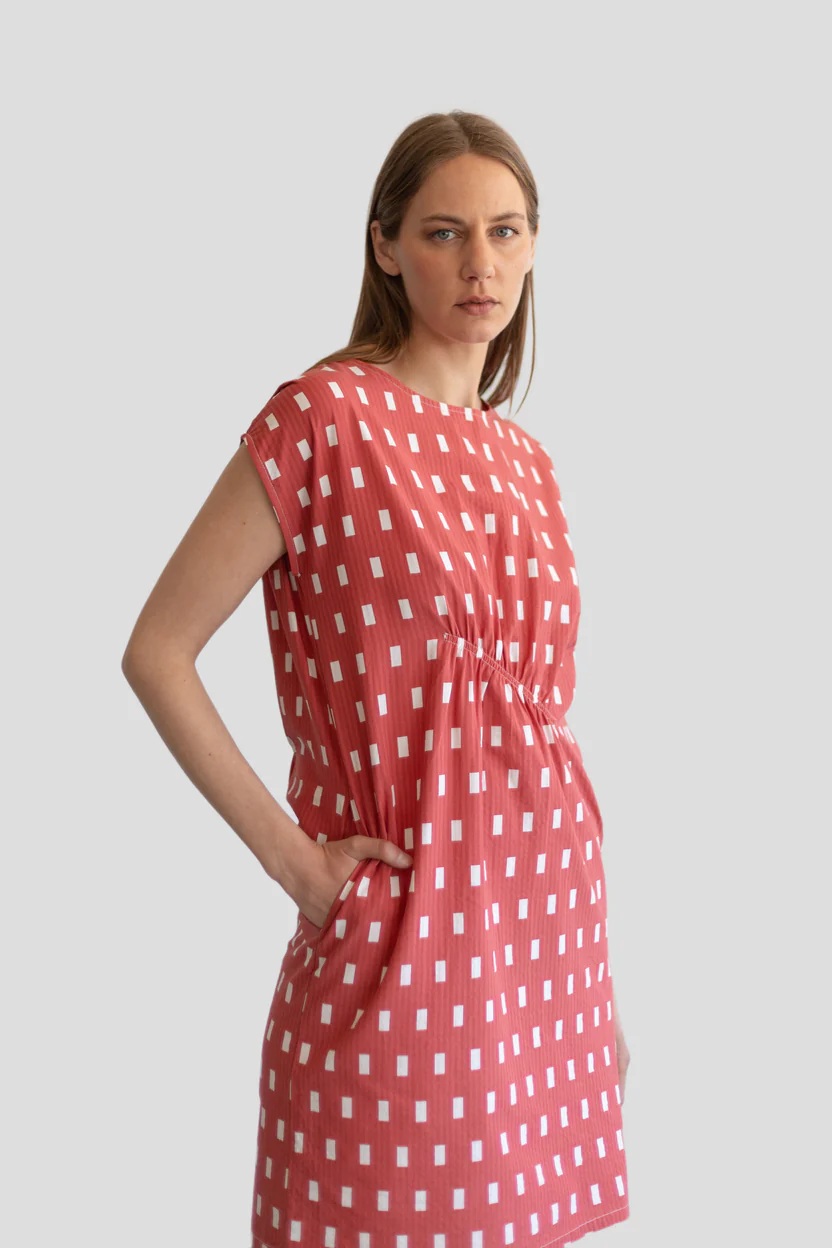 Tienda especializada en las mejores marcas de Ropa Ética, Sostenible y de algodón orgánico en Granada y Jaén. SKFK, Skunkfunk, PAN Producto BásicoVESTIDO RECTÁNGULOS
