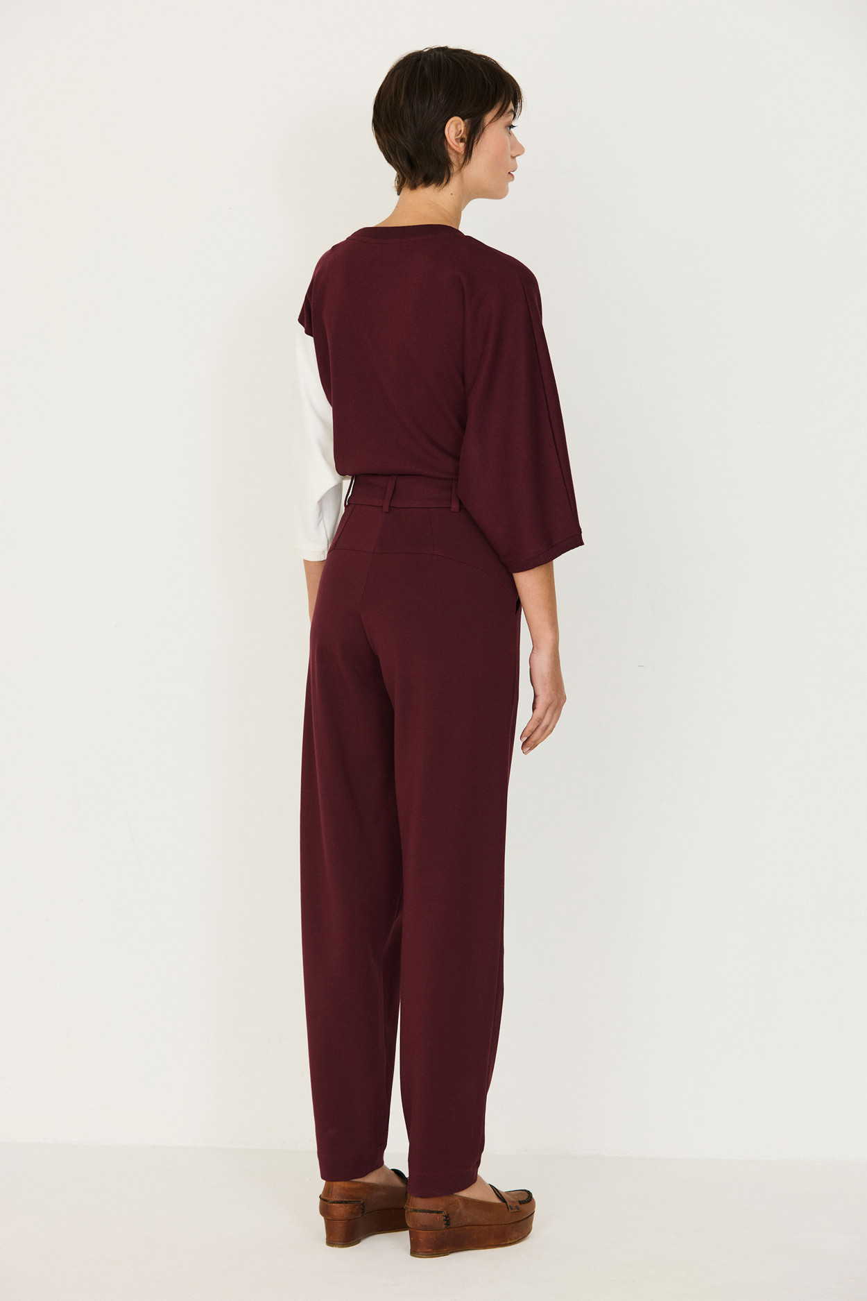 Tienda especializada en las mejores marcas de Ropa Ética, Sostenible y de algodón orgánico en Granada y Jaén. SKFK, Skunkfunk, PAN Producto BásicoPANTALÓN EZAMA