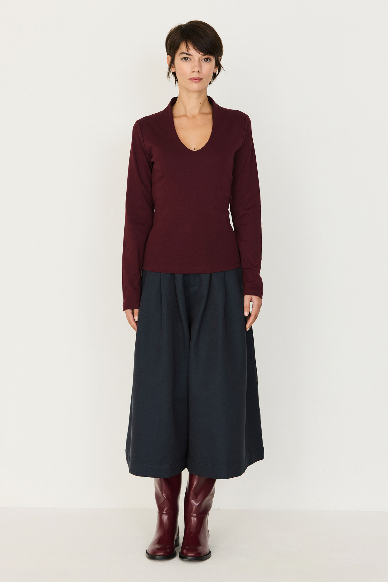 Tienda especializada en las mejores marcas de Ropa Ética, Sostenible y de algodón orgánico en Granada y Jaén. SKFK, Skunkfunk, PAN Producto BásicoCAMISETA INGE