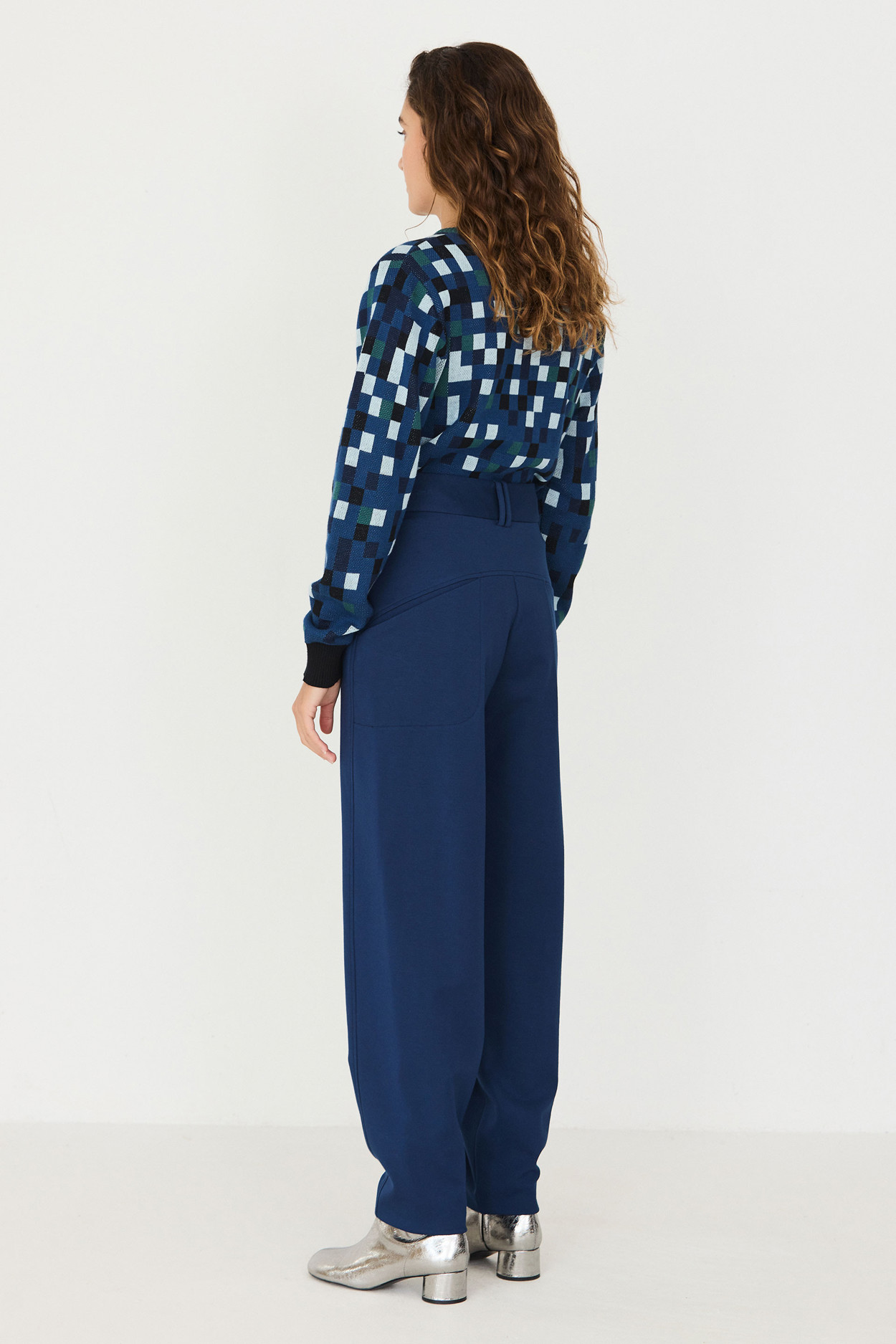 Tienda especializada en las mejores marcas de Ropa Ética, Sostenible y de algodón orgánico en Granada y Jaén. SKFK, Skunkfunk, PAN Producto BásicoPANTALÓN MIRARI