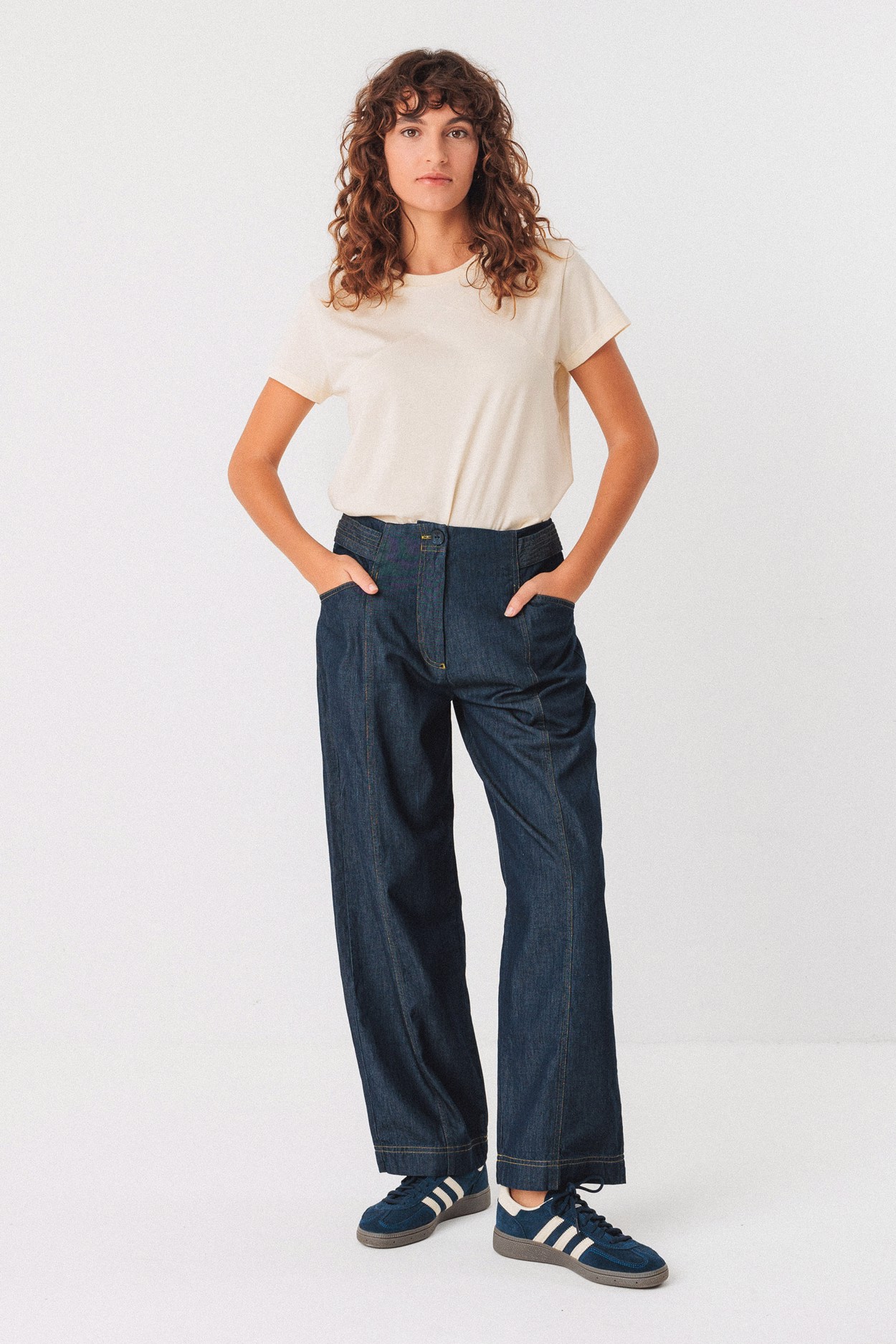 Tienda especializada en las mejores marcas de Ropa Ética, Sostenible y de algodón orgánico en Granada y Jaén. SKFK, Skunkfunk, PAN Producto Básico PANTALÓN BEZI