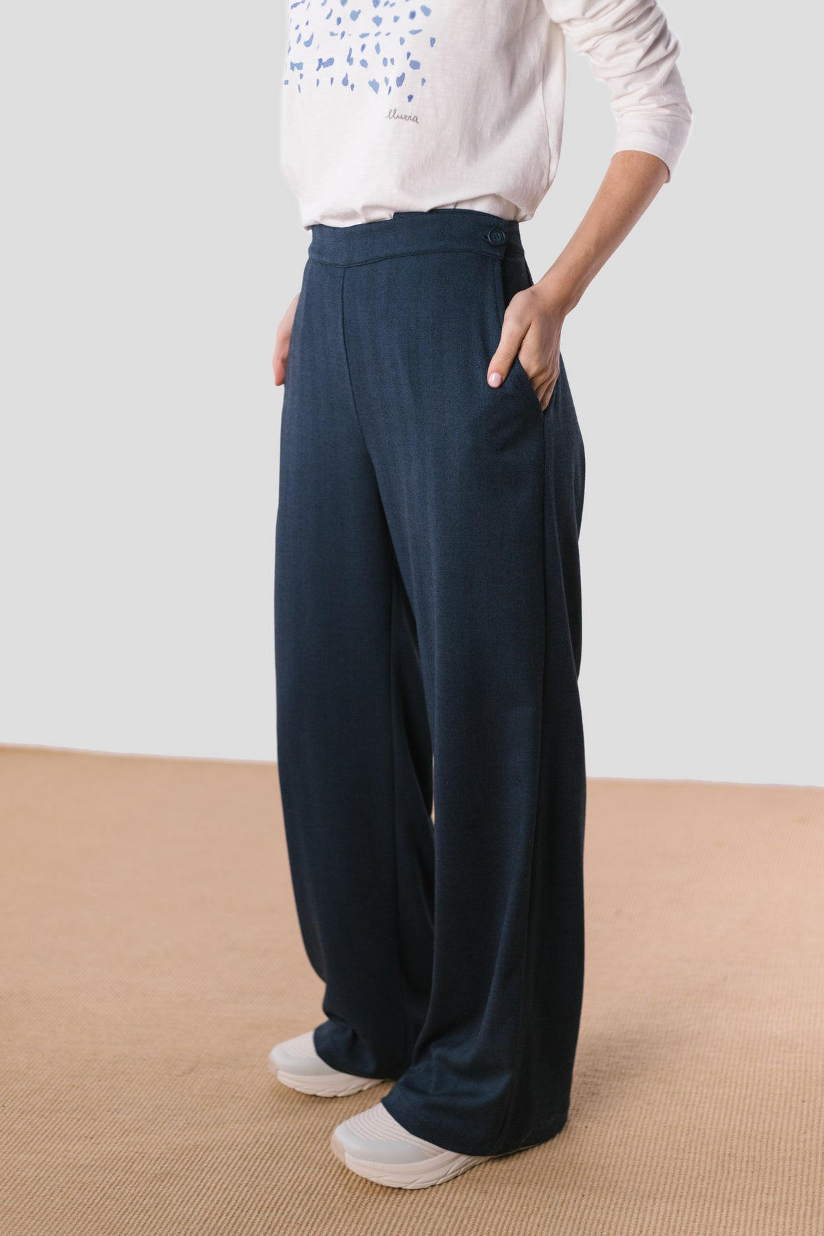Tienda especializada en las mejores marcas de Ropa Ética, Sostenible y de algodón orgánico en Granada y Jaén. SKFK, Skunkfunk, PAN Producto BásicoPANTALÓN PARWA