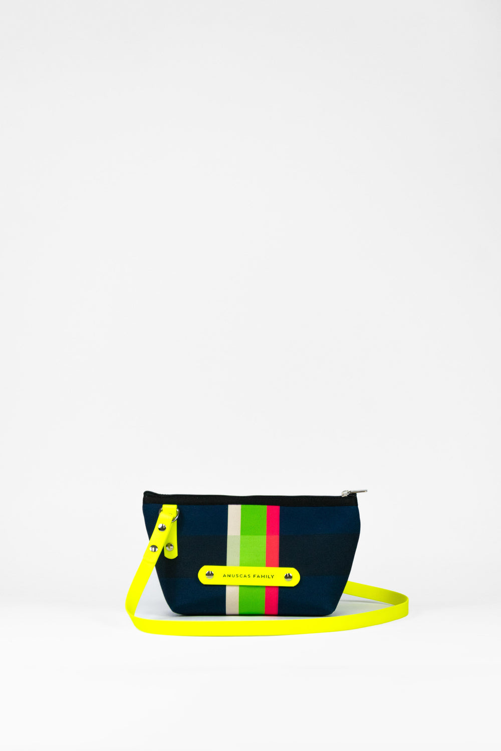 Tienda especializada en las mejores marcas de Ropa Ética, Sostenible y de algodón orgánico en Granada y Jaén. SKFK, Skunkfunk, PAN Producto Básico BOLSO LITTLE NEW