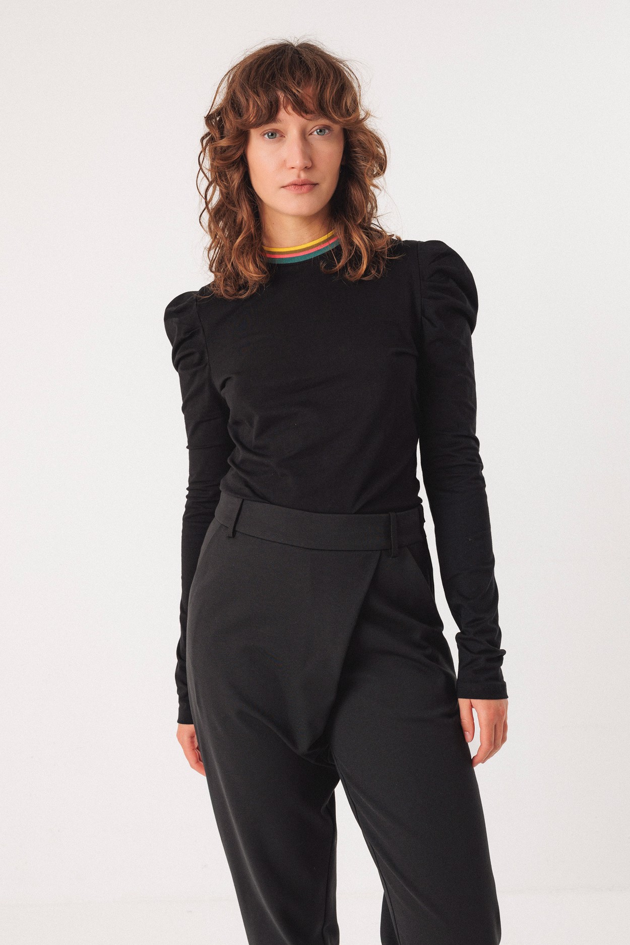 Tienda especializada en las mejores marcas de Ropa Ética, Sostenible y de algodón orgánico en Granada y Jaén. SKFK, Skunkfunk, PAN Producto BásicoPANTALÓN EZAMA