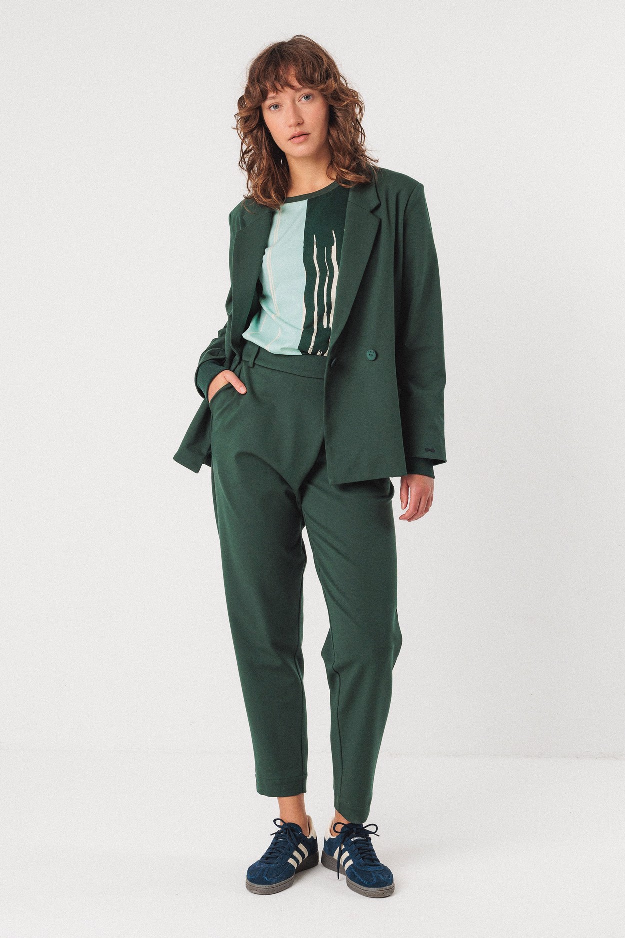 Tienda especializada en las mejores marcas de Ropa Ética, Sostenible y de algodón orgánico en Granada y Jaén. SKFK, Skunkfunk, PAN Producto BásicoPANTALÓN EZAMA