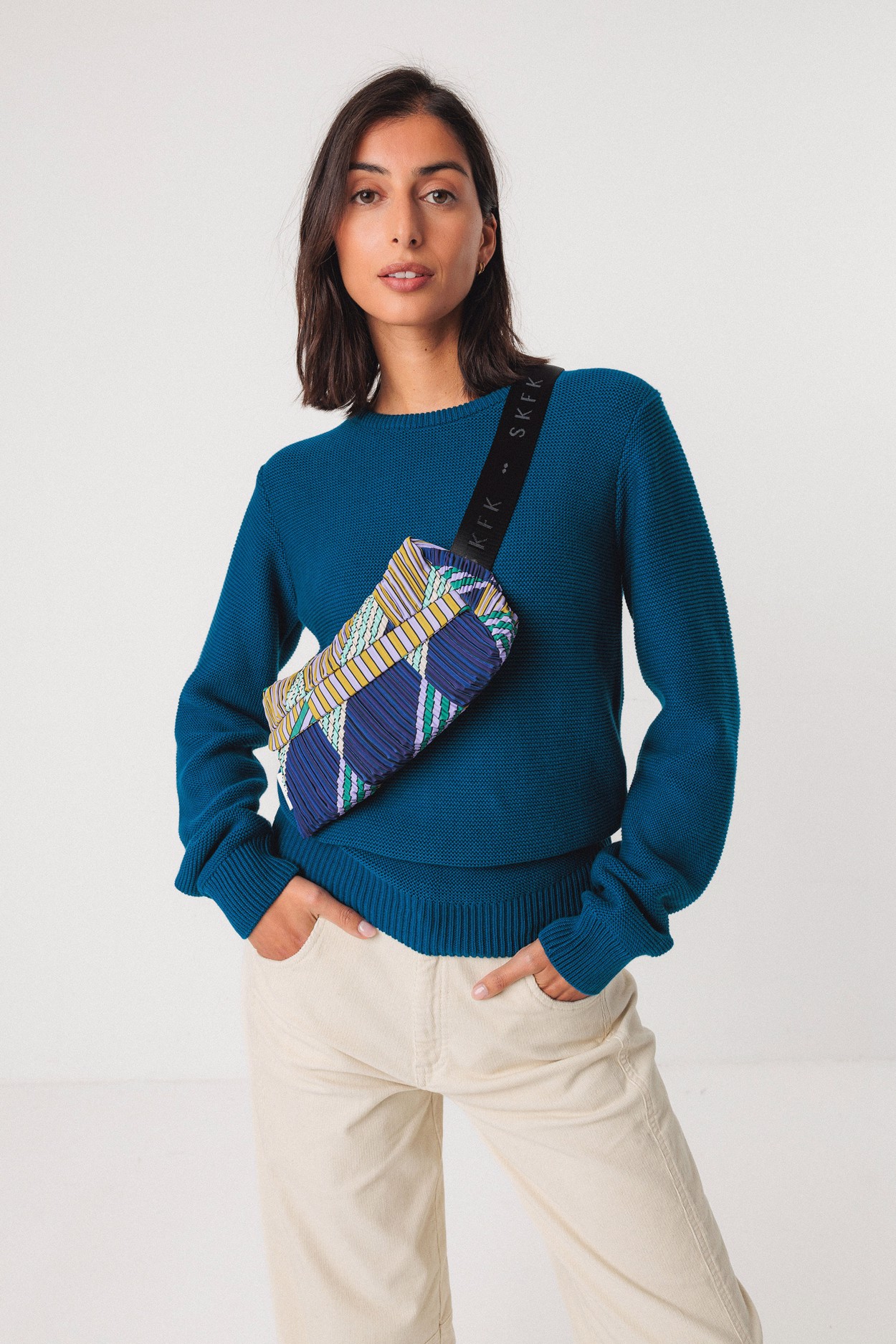 Tienda especializada en las mejores marcas de Ropa Ética, Sostenible y de algodón orgánico en Granada y Jaén. SKFK, Skunkfunk, PAN Producto Básico BOLSO ADOR