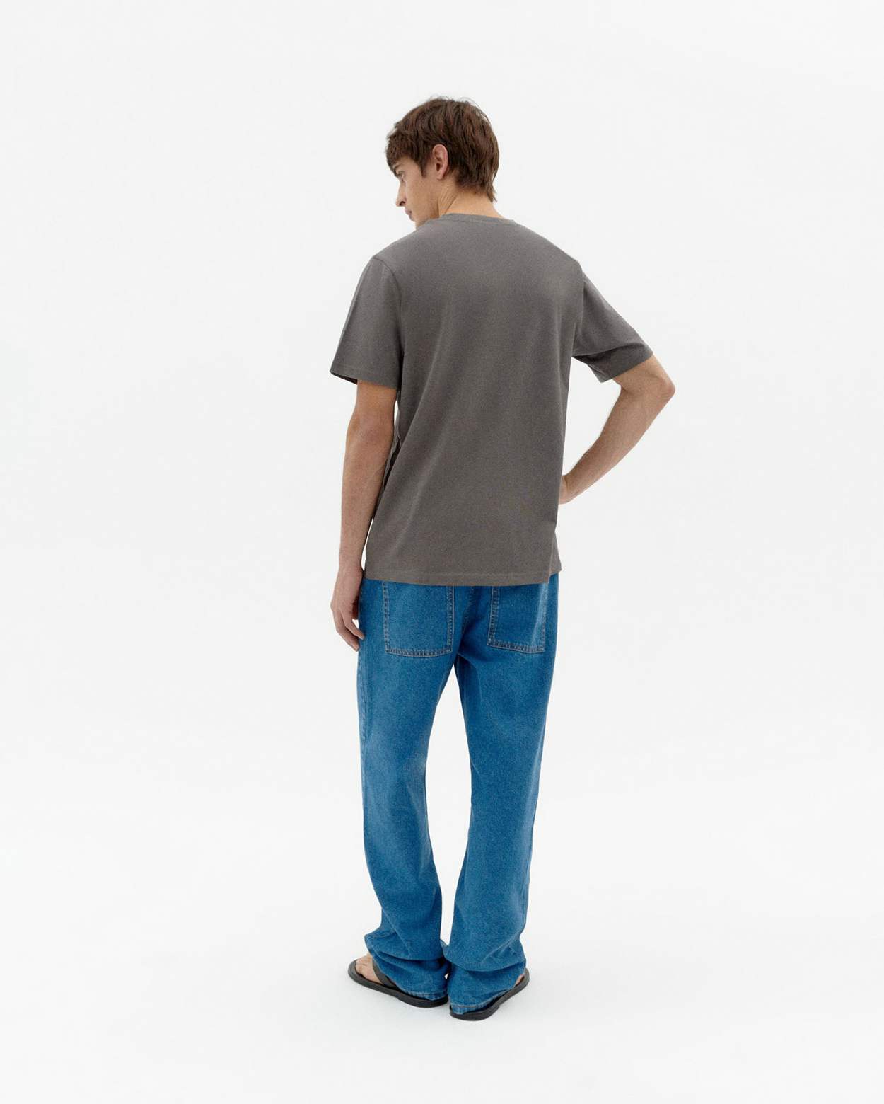 Tienda especializada en las mejores marcas de Ropa Ética, Sostenible y de algodón orgánico en Granada y Jaén. SKFK, Skunkfunk, PAN Producto BásicoCAMISETA SOL ZACH