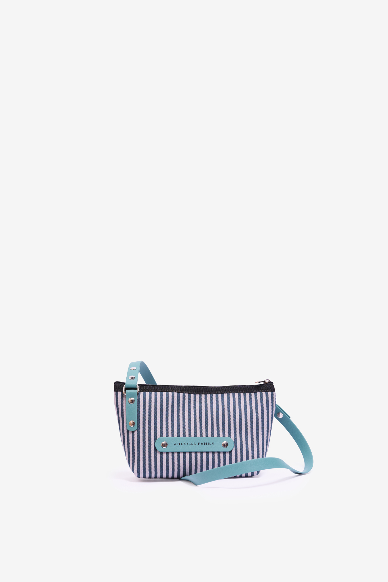 Tienda especializada en las mejores marcas de Ropa Ética, Sostenible y de algodón orgánico en Granada y Jaén. SKFK, Skunkfunk, PAN Producto Básico BOLSO LITTLE NEW 06