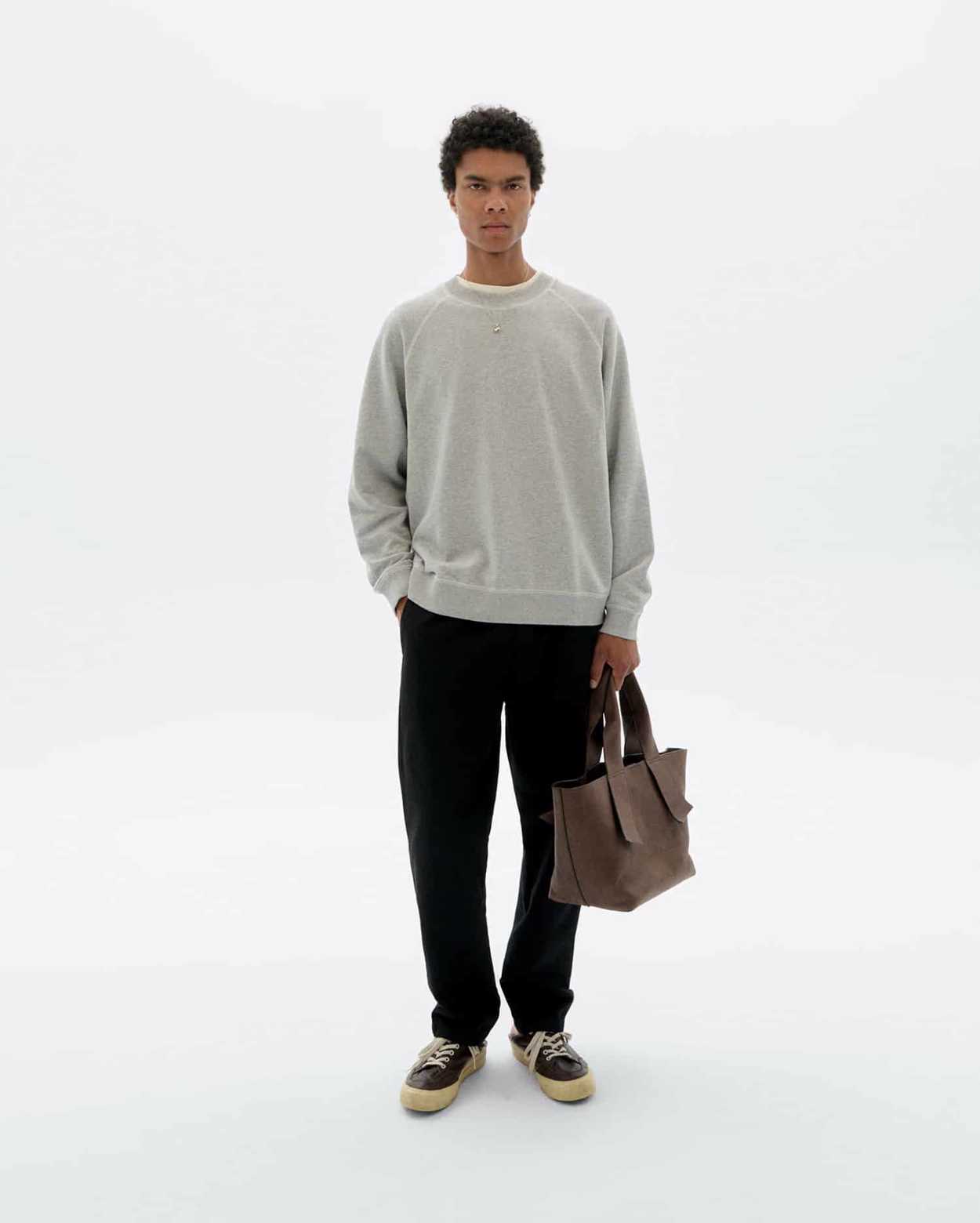 Tienda especializada en las mejores marcas de Ropa Ética, Sostenible y de algodón orgánico en Granada y Jaén. SKFK, Skunkfunk, PAN Producto Básico PANTALÓN TRAVEL NEGRO