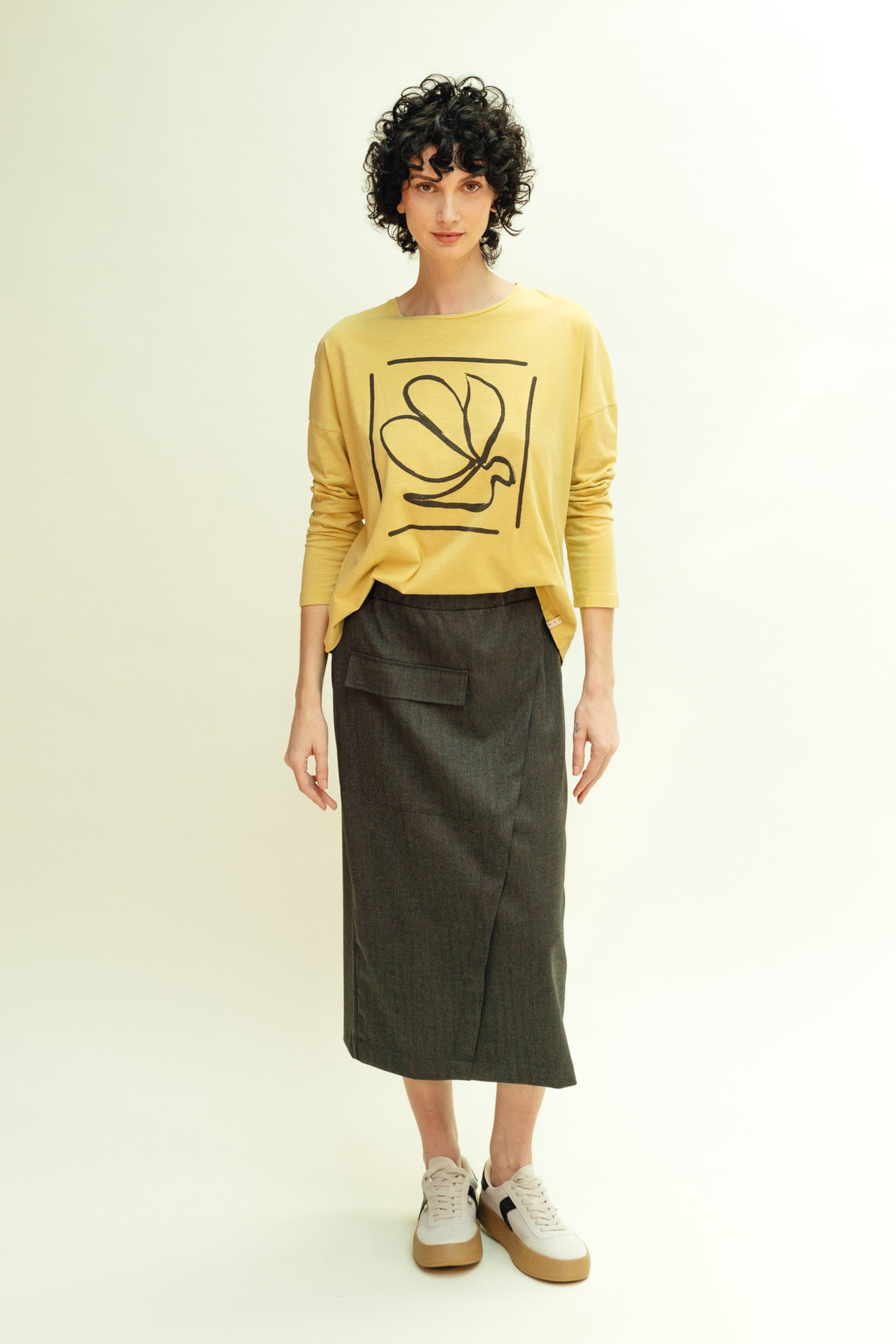 Tienda especializada en las mejores marcas de Ropa Ética, Sostenible y de algodón orgánico en Granada y Jaén. SKFK, Skunkfunk, PAN Producto BásicoCAMISETA NIAO