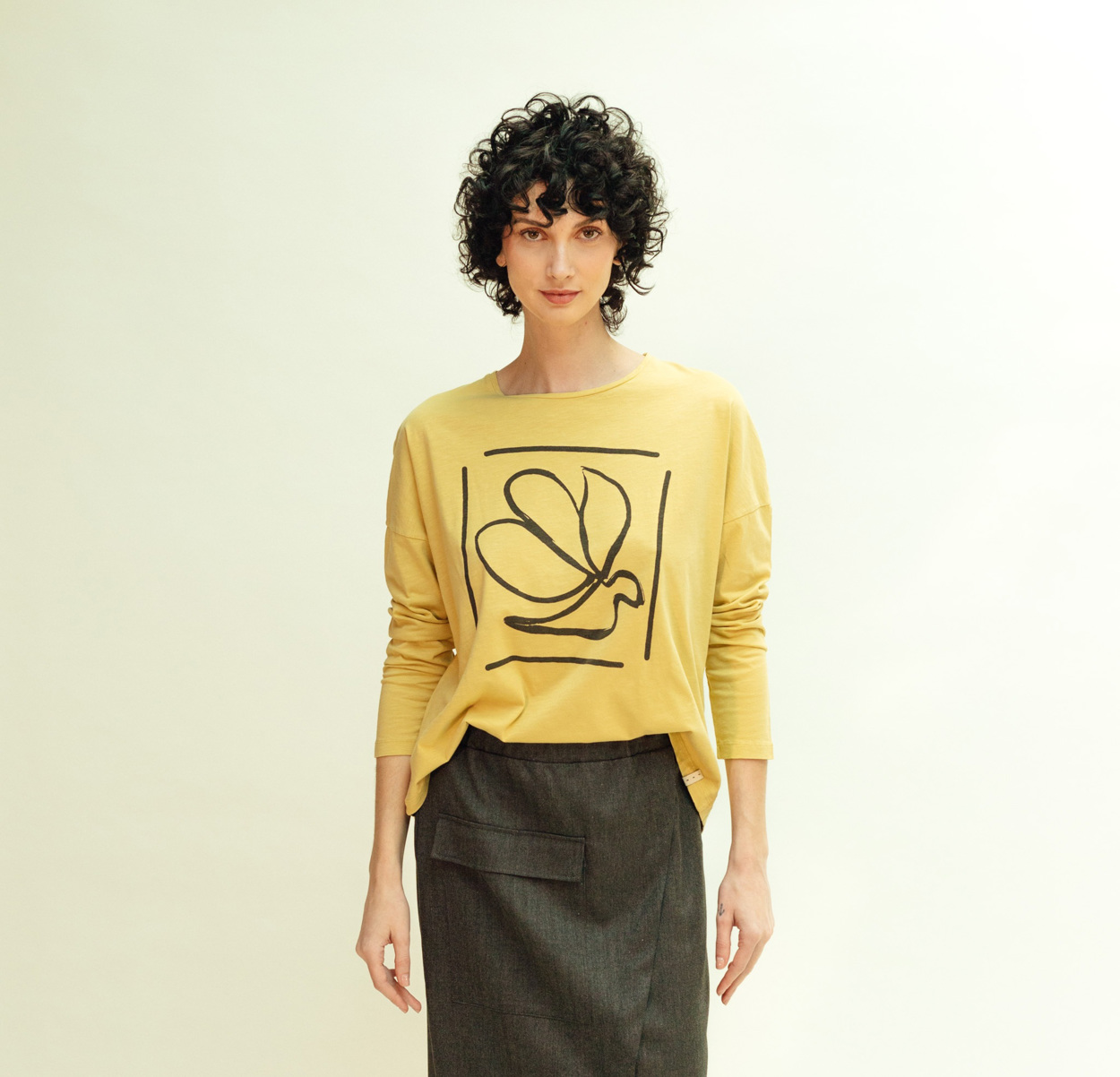 Tienda especializada en las mejores marcas de Ropa Ética, Sostenible y de algodón orgánico en Granada y Jaén. SKFK, Skunkfunk, PAN Producto Básico CAMISETA NIAO