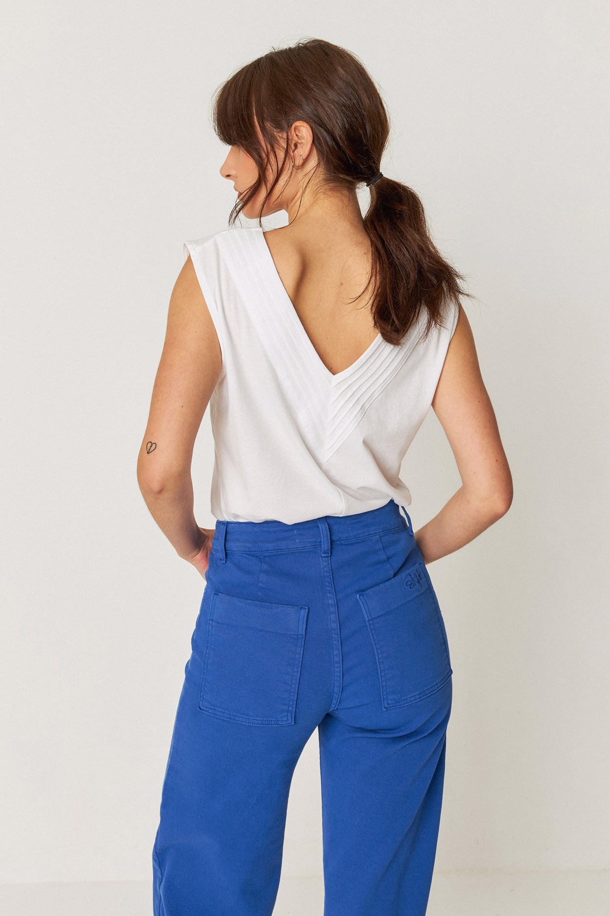 Tienda especializada en las mejores marcas de Ropa Ética, Sostenible y de algodón orgánico en Granada y Jaén. SKFK, Skunkfunk, PAN Producto BásicoCAMISETA ZUNTZ1