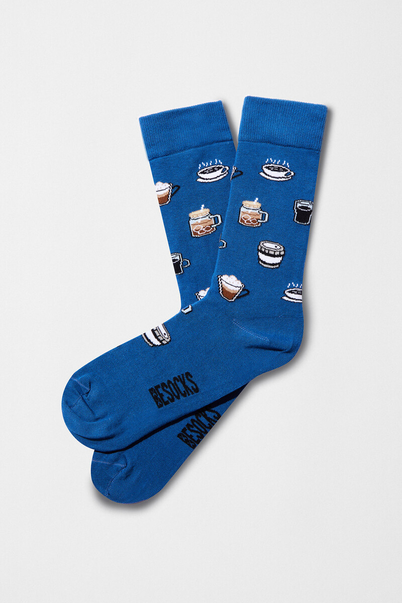 Tienda especializada en las mejores marcas de Ropa Ética, Sostenible y de algodón orgánico en Granada y Jaén. SKFK, Skunkfunk, PAN Producto Básico CALCETINES COFFEE