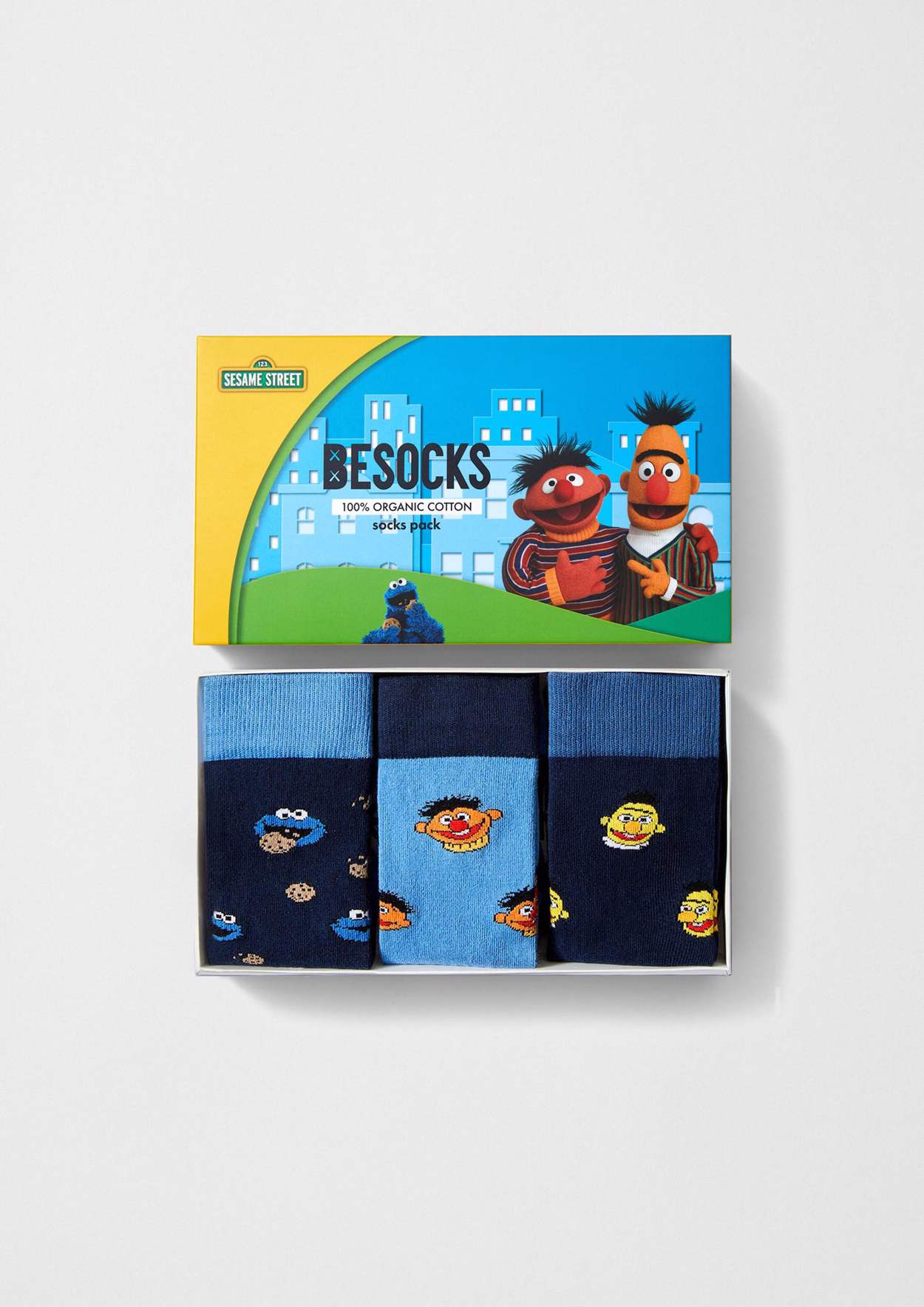 Tienda especializada en las mejores marcas de Ropa Ética, Sostenible y de algodón orgánico en Granada y Jaén. SKFK, Skunkfunk, PAN Producto Básico PACK BARRIO SÉSAMO