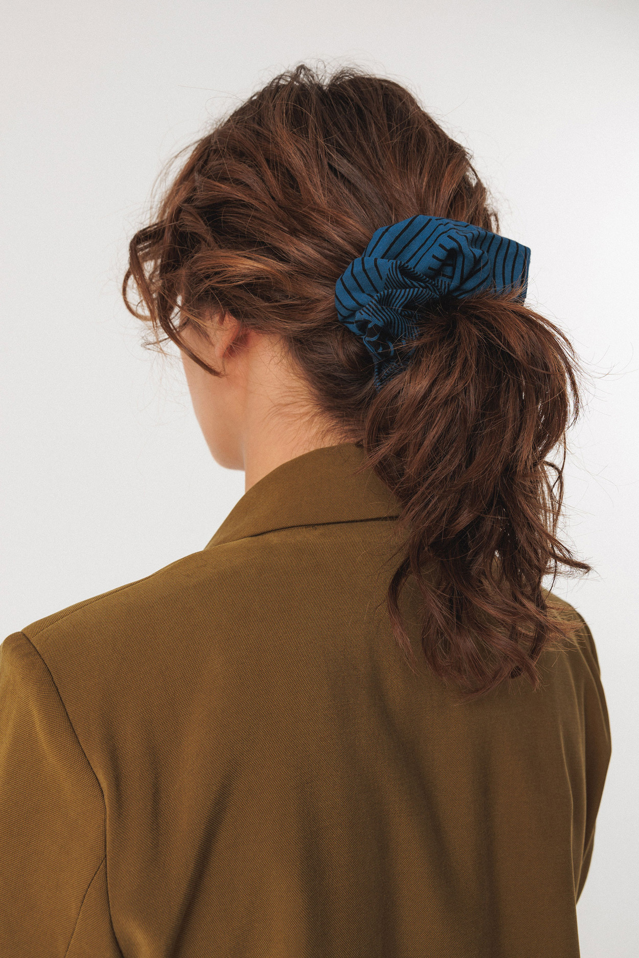 Tienda especializada en las mejores marcas de Ropa Ética, Sostenible y de algodón orgánico en Granada y Jaén. SKFK, Skunkfunk, PAN Producto BásicoCOLETERO PARPAILA