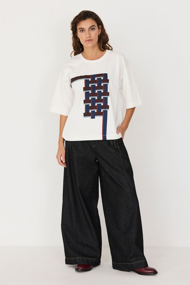 Tienda especializada en las mejores marcas de Ropa Ética, Sostenible y de algodón orgánico en Granada y Jaén. SKFK, Skunkfunk, PAN Producto BásicoCAMISETA LARIZ