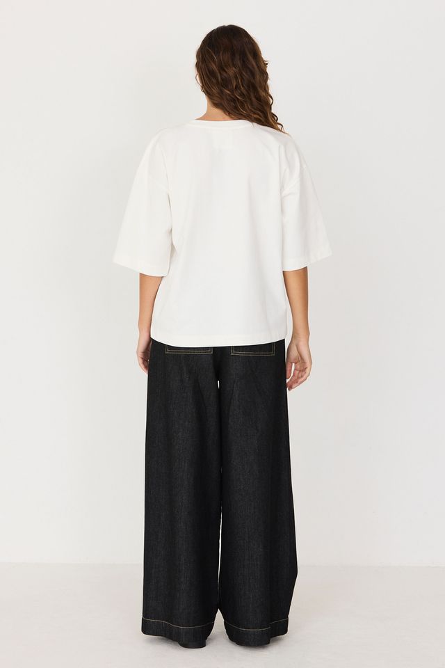 Tienda especializada en las mejores marcas de Ropa Ética, Sostenible y de algodón orgánico en Granada y Jaén. SKFK, Skunkfunk, PAN Producto BásicoCAMISETA LARIZ