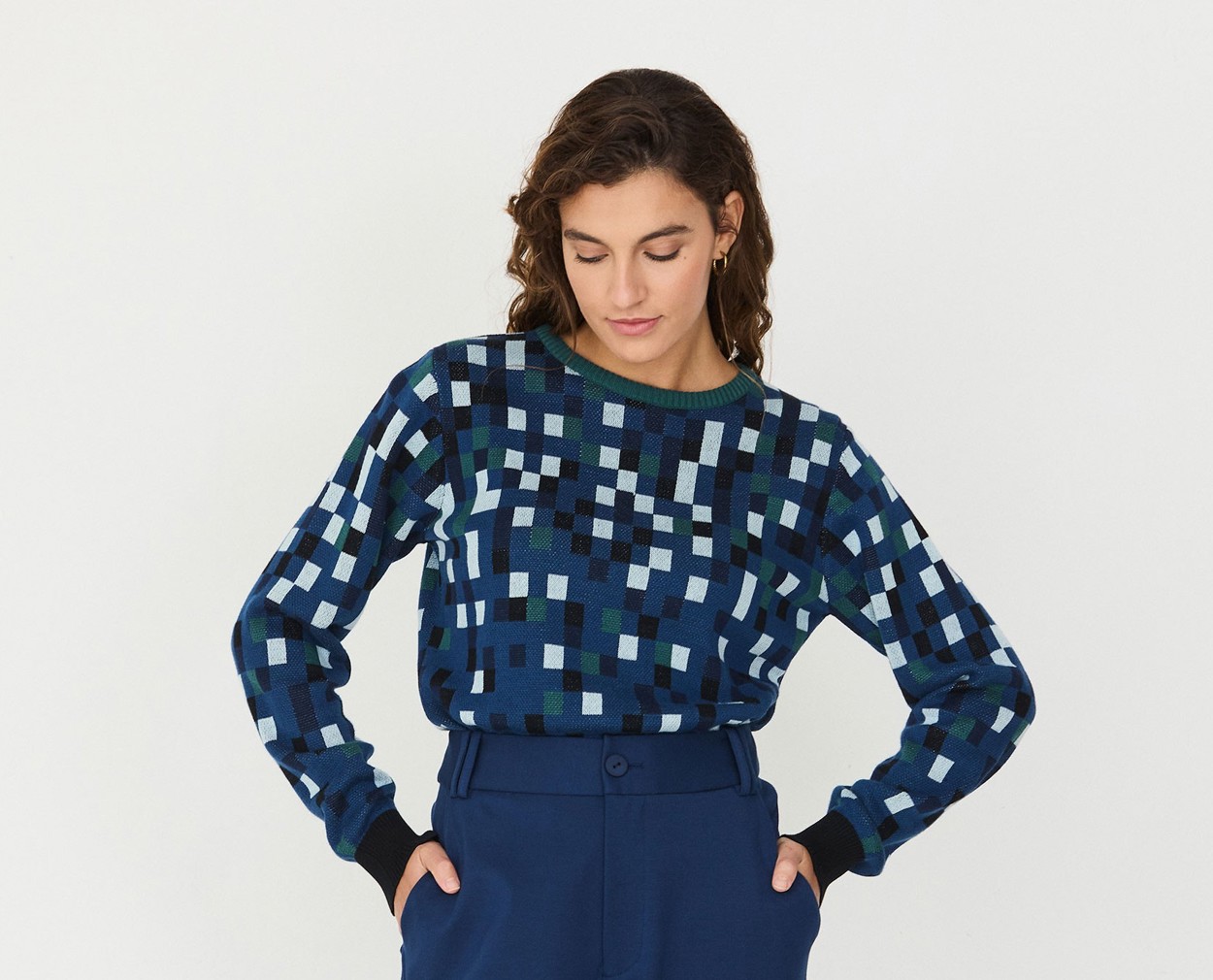 Tienda especializada en las mejores marcas de Ropa Ética, Sostenible y de algodón orgánico en Granada y Jaén. SKFK, Skunkfunk, PAN Producto BásicoJERSEY IRADI