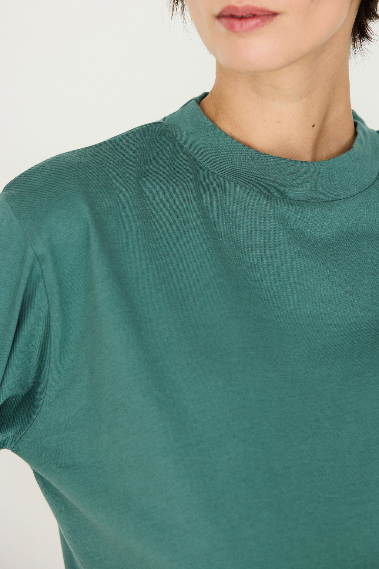 Tienda especializada en las mejores marcas de Ropa Ética, Sostenible y de algodón orgánico en Granada y Jaén. SKFK, Skunkfunk, PAN Producto BásicoCAMISETA ZUNTZ-11