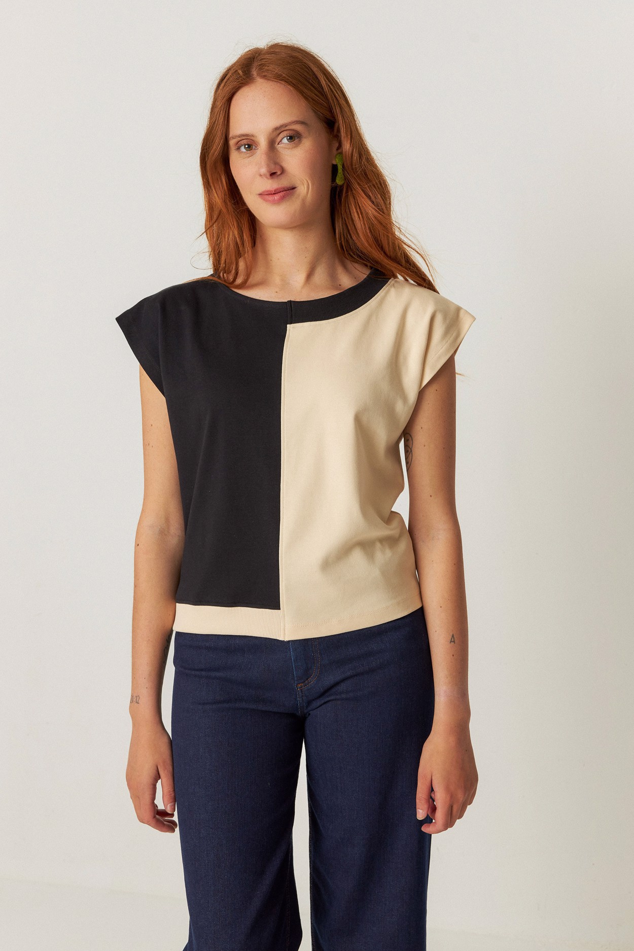 Tienda especializada en las mejores marcas de Ropa Ética, Sostenible y de algodón orgánico en Granada y Jaén. SKFK, Skunkfunk, PAN Producto Básico CAMISETA EKAI