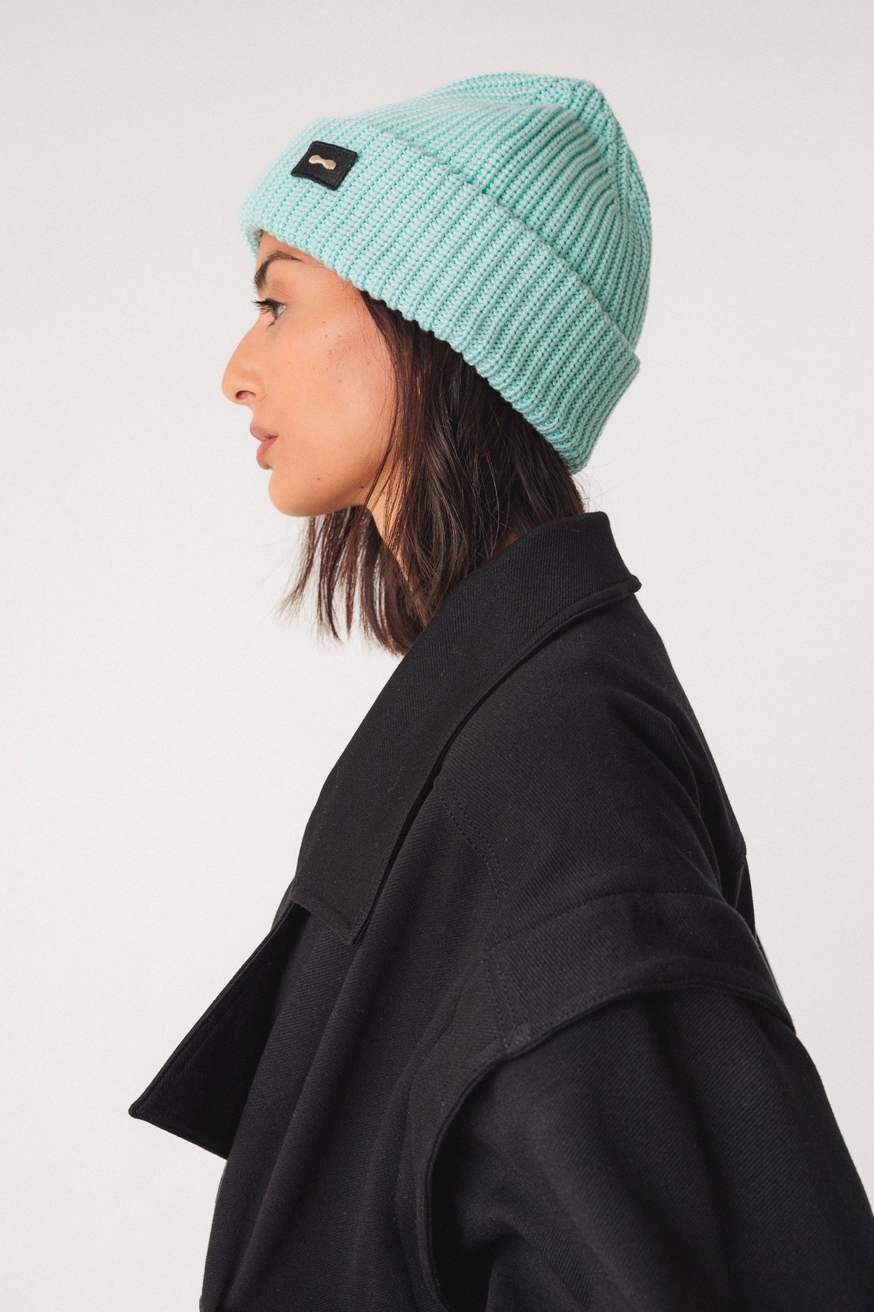 Tienda especializada en las mejores marcas de Ropa Ética, Sostenible y de algodón orgánico en Granada y Jaén. SKFK, Skunkfunk, PAN Producto BásicoGORRO ZALA AGUAMARINA