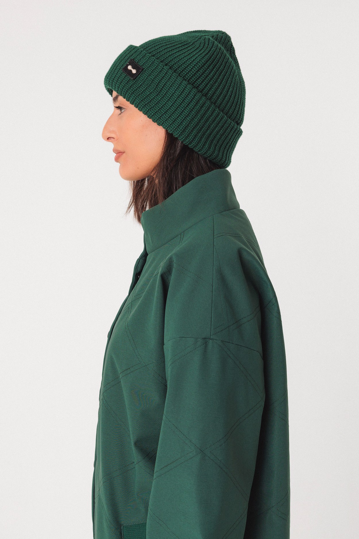 Tienda especializada en las mejores marcas de Ropa Ética, Sostenible y de algodón orgánico en Granada y Jaén. SKFK, Skunkfunk, PAN Producto Básico GORRO ZALA VERDE