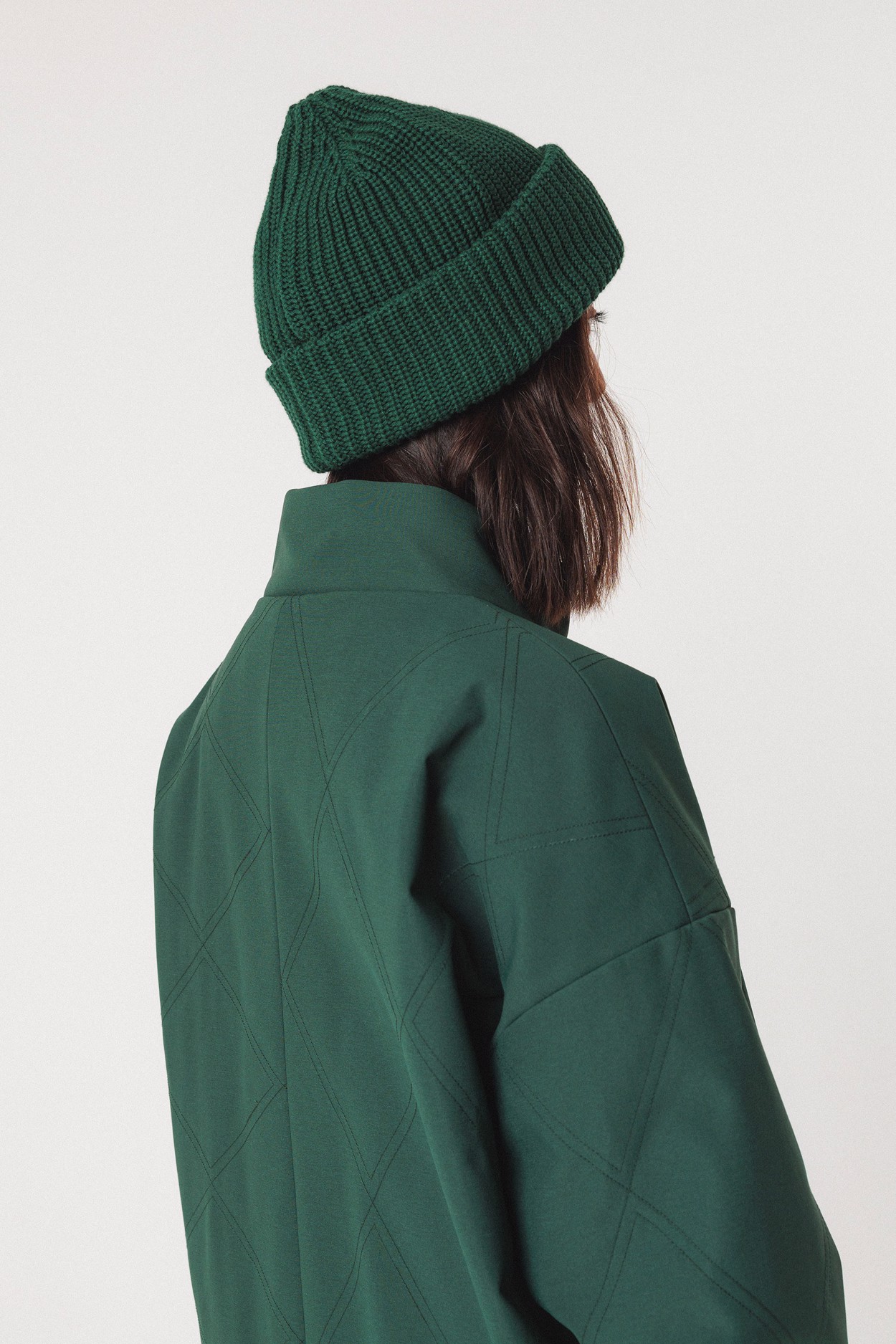 Tienda especializada en las mejores marcas de Ropa Ética, Sostenible y de algodón orgánico en Granada y Jaén. SKFK, Skunkfunk, PAN Producto BásicoGORRO ZALA VERDE