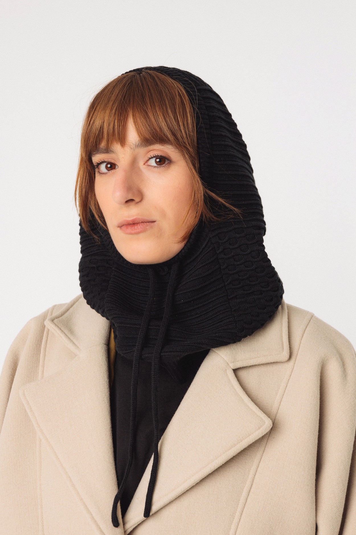 Tienda especializada en las mejores marcas de Ropa Ética, Sostenible y de algodón orgánico en Granada y Jaén. SKFK, Skunkfunk, PAN Producto BásicoPASAMONTAÑAS XANO NEGRO