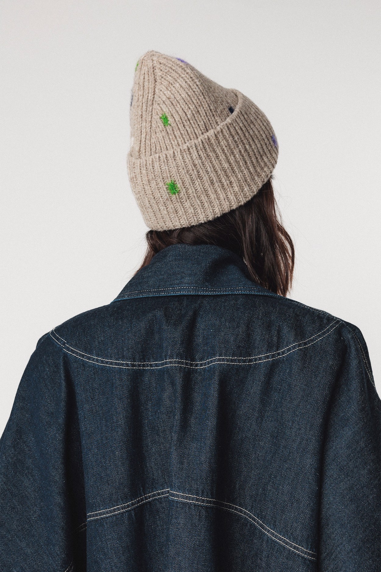 Tienda especializada en las mejores marcas de Ropa Ética, Sostenible y de algodón orgánico en Granada y Jaén. SKFK, Skunkfunk, PAN Producto BásicoGORRO ARDI