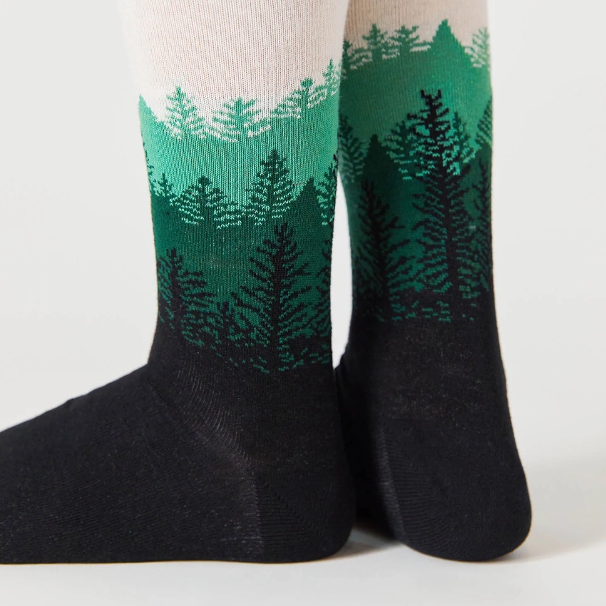 Tienda especializada en las mejores marcas de Ropa Ética, Sostenible y de algodón orgánico en Granada y Jaén. SKFK, Skunkfunk, PAN Producto BásicoCALCETINES BE FOREST