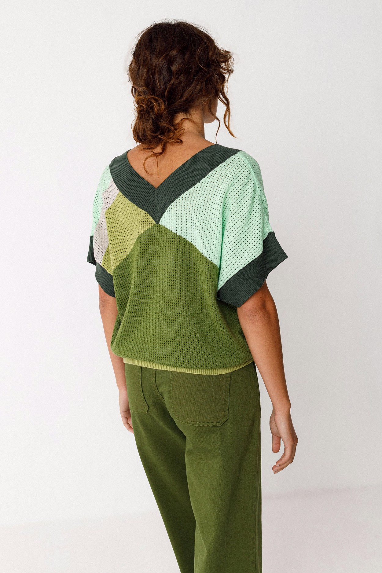 Tienda especializada en las mejores marcas de Ropa Ética, Sostenible y de algodón orgánico en Granada y Jaén. SKFK, Skunkfunk, PAN Producto BásicoJERSEY GAXE