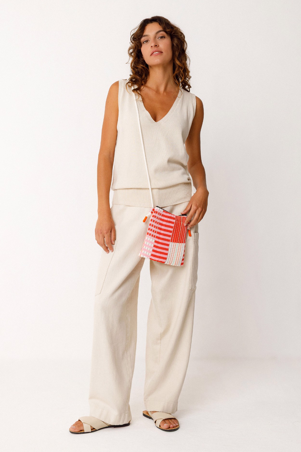 Tienda especializada en las mejores marcas de Ropa Ética, Sostenible y de algodón orgánico en Granada y Jaén. SKFK, Skunkfunk, PAN Producto BásicoBOLSO ZUIA