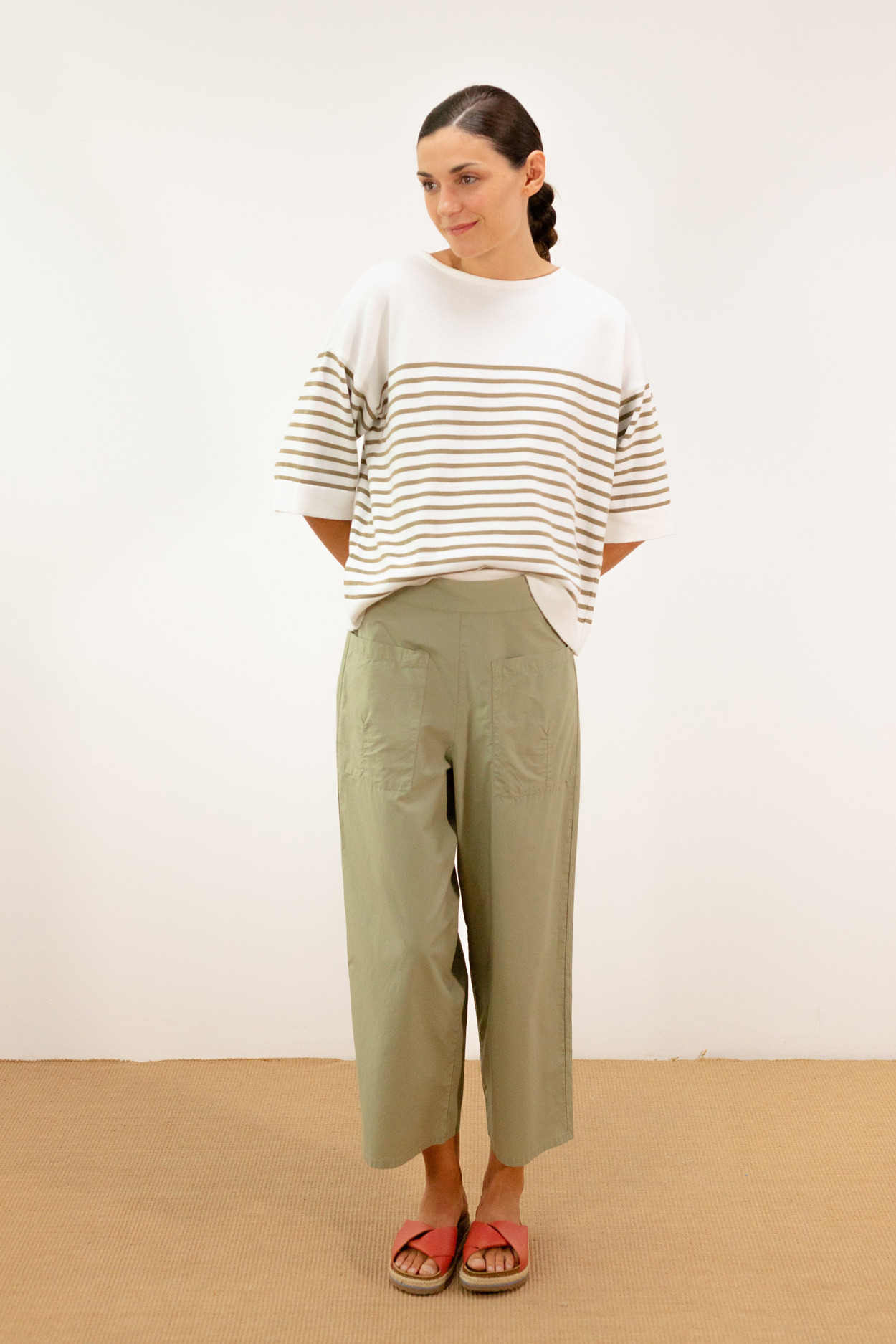 Tienda especializada en las mejores marcas de Ropa Ética, Sostenible y de algodón orgánico en Granada y Jaén. SKFK, Skunkfunk, PAN Producto Básico PANTALÓN JULIA