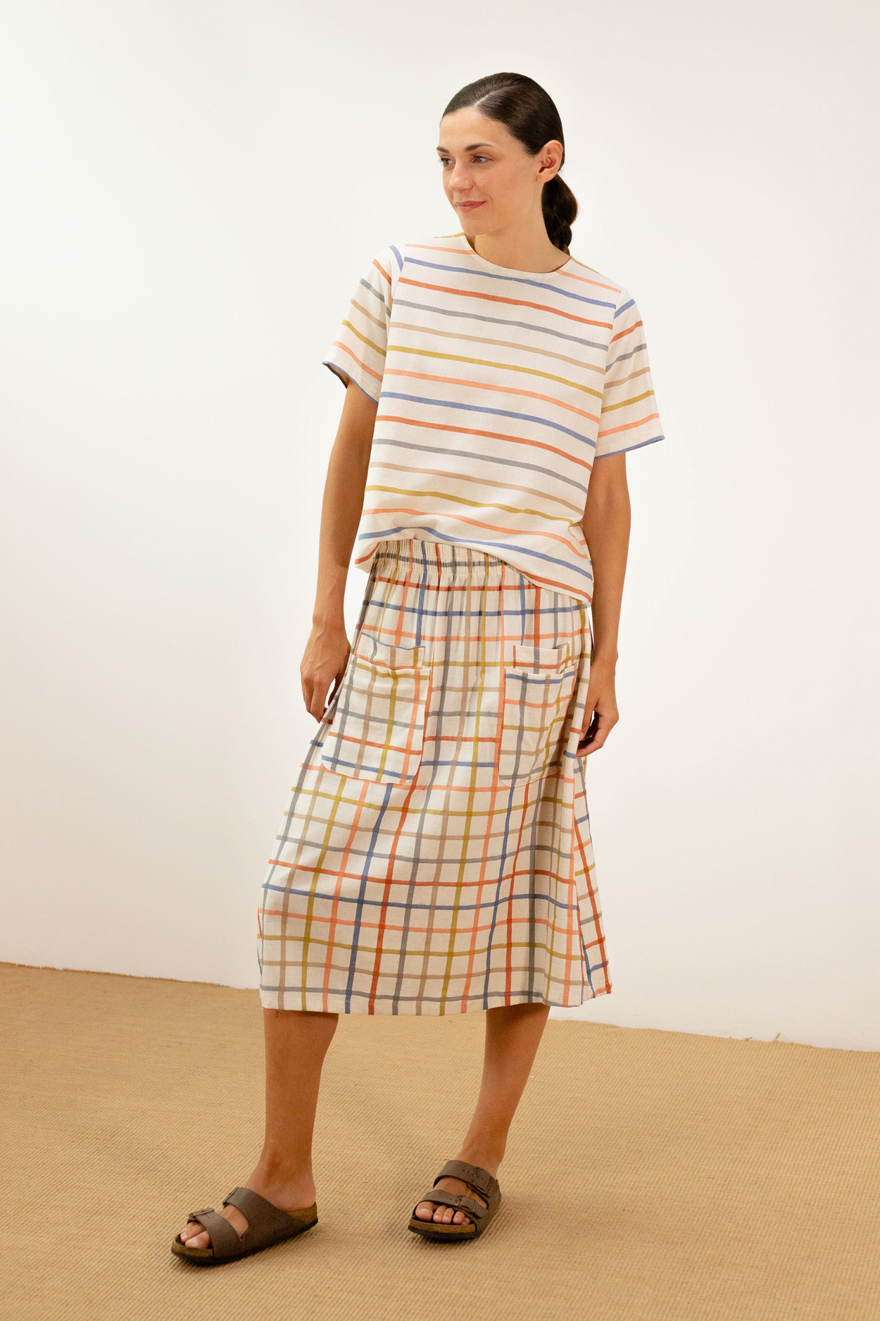 Tienda especializada en las mejores marcas de Ropa Ética, Sostenible y de algodón orgánico en Granada y Jaén. SKFK, Skunkfunk, PAN Producto BásicoBLUSA SÁHARA