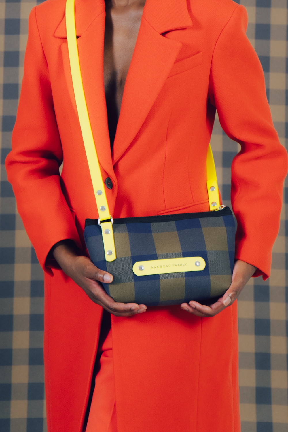 Tienda especializada en las mejores marcas de Ropa Ética, Sostenible y de algodón orgánico en Granada y Jaén. SKFK, Skunkfunk, PAN Producto Básico BOLSO LITTLE NEW