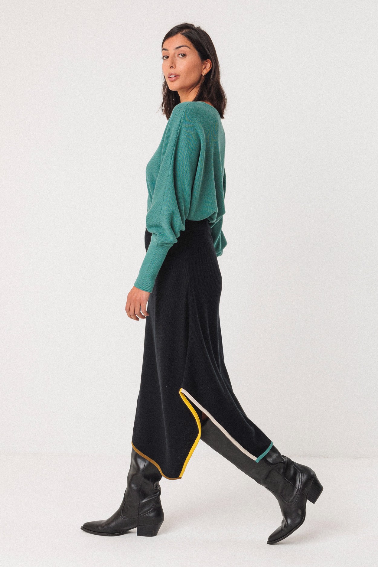 Tienda especializada en las mejores marcas de Ropa Ética, Sostenible y de algodón orgánico en Granada y Jaén. SKFK, Skunkfunk, PAN Producto BásicoFALDA NAHIANE