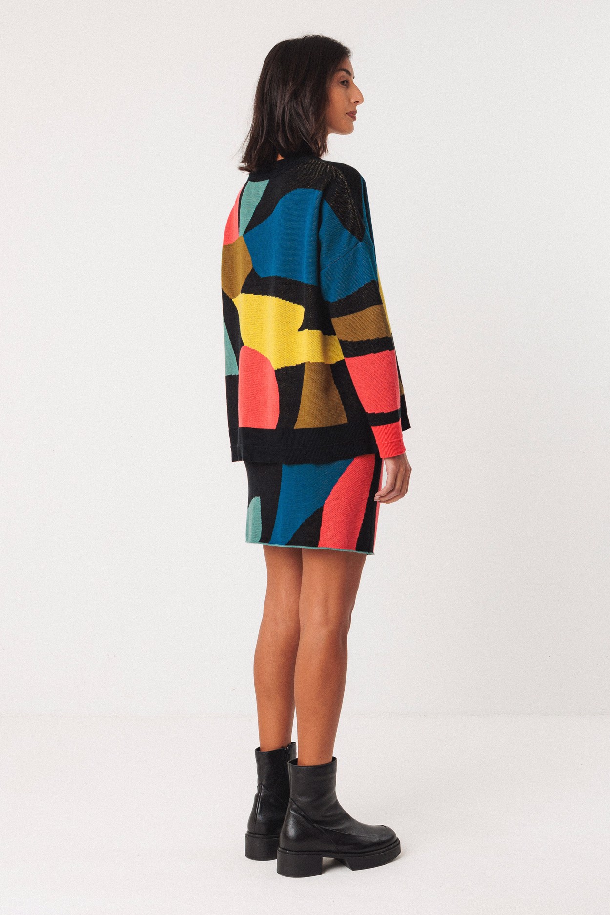 Tienda especializada en las mejores marcas de Ropa Ética, Sostenible y de algodón orgánico en Granada y Jaén. SKFK, Skunkfunk, PAN Producto BásicoJERSEY LEXA