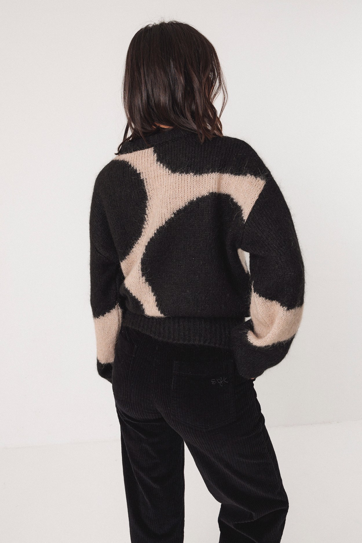 Tienda especializada en las mejores marcas de Ropa Ética, Sostenible y de algodón orgánico en Granada y Jaén. SKFK, Skunkfunk, PAN Producto BásicoJERSEY AITZA